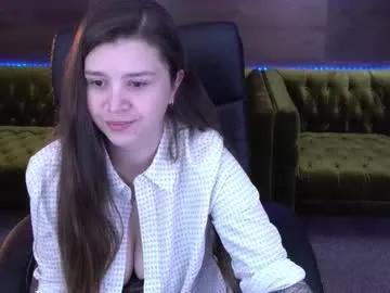 amellymillyy on Chaturbate