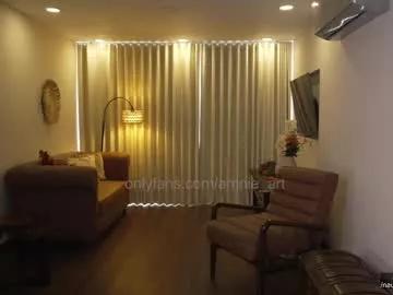 amnie_ on Chaturbate