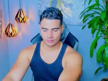 andresfiit on Chaturbate