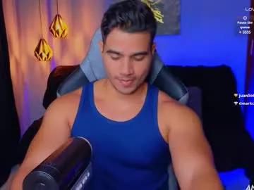 andresfiit on Chaturbate