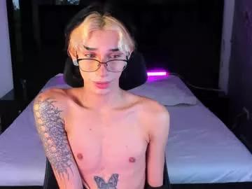 andywiills on Chaturbate