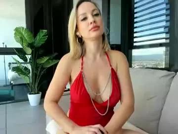 anna_royale on Chaturbate