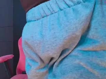 Freechat ashleyy18__ on Chaturbate