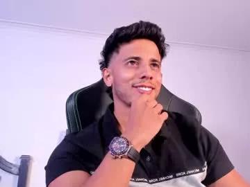 ashton_coleman_ on Chaturbate