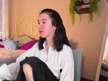 belle_via on Chaturbate 