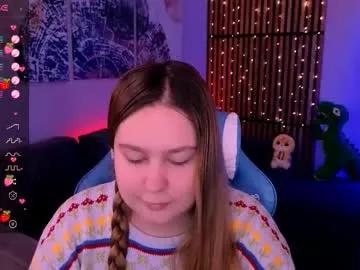 blush_ellie on Chaturbate