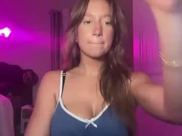 Freechat brielledaviss on Chaturbate