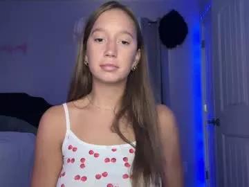 Freechat brielledaviss on Chaturbate