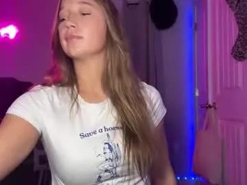 Freechat brielledaviss on Chaturbate