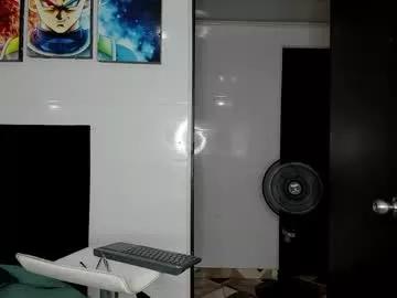 college_muscle_ass on Chaturbate 