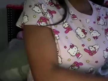 cum2charmxx on Chaturbate