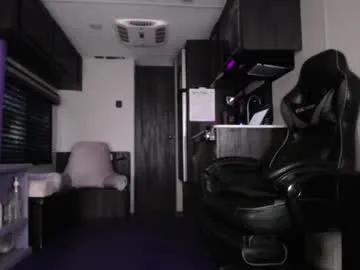 drizzys_room on Chaturbate