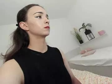 ehotlovea on Chaturbate