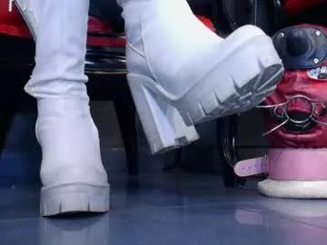 Freechat enchantressqueen on Chaturbate