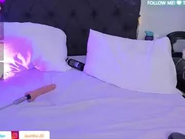 evelynhoward23 on Chaturbate