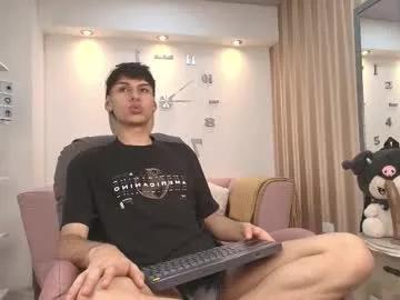 Freechat ezra_storm on Chaturbate