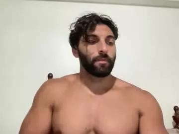 fitcurvyman4fun_69 on Chaturbate