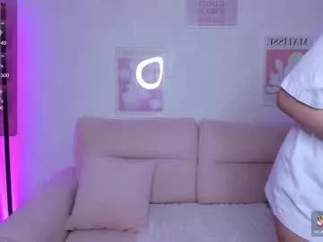 fluffy_rose on Chaturbate