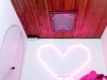 gennesis_love on Chaturbate