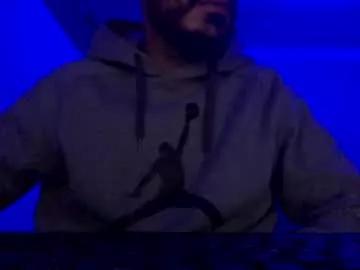 germanlatino02 on Chaturbate