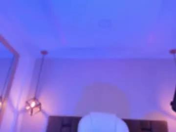 isabella_santamaria on Chaturbate