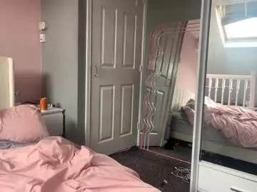 Freechat itsmelolax on Chaturbate