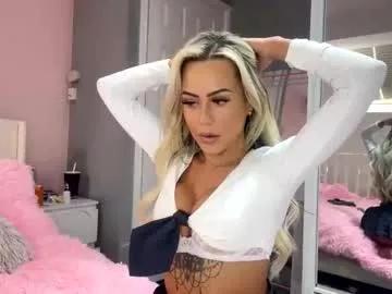 Freechat itsmelolax on Chaturbate