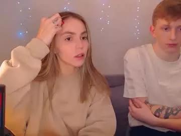 julsweet on Chaturbate