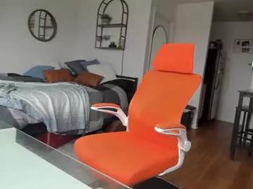 Freechat juniormadison69 on Chaturbate