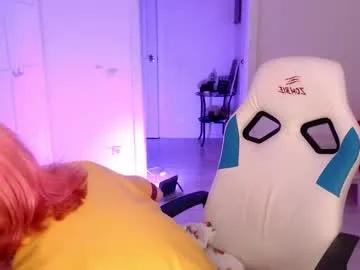 katie_deville on Chaturbate