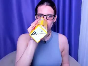 kiki_krash on Chaturbate 
