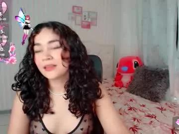 larissalove_doll on Chaturbate