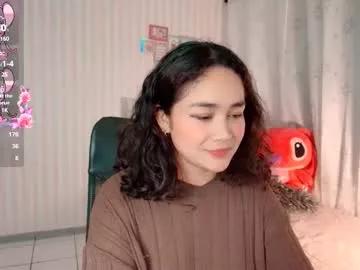 larissalove_doll on Chaturbate