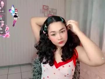 larissalove_doll on Chaturbate
