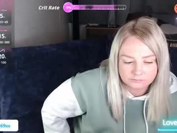 laurynrox on Chaturbate