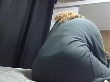 laylabrasil on Chaturbate