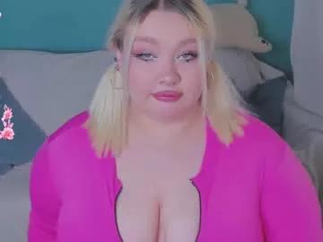 Freechat lilybelll on Chaturbate