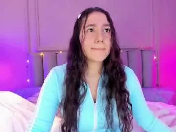 little_sparkles_0f_l0v3 on Chaturbate