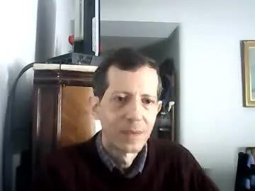 Freechat lucianoaxel on Chaturbate