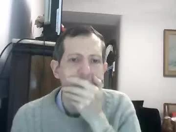 Freechat lucianoaxel on Chaturbate