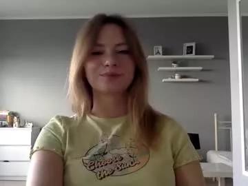 lux_millie on Chaturbate