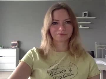 lux_millie on Chaturbate