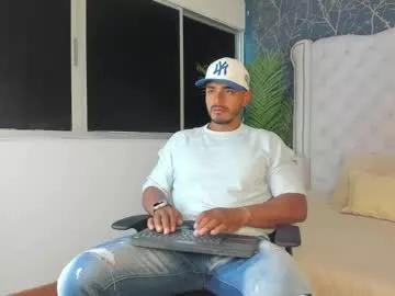 magnusclark on Chaturbate