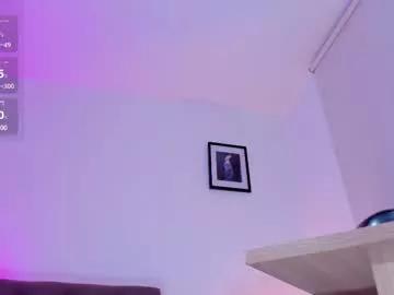 marinelaveau on Chaturbate