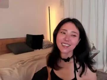 Freechat maybenanako on Chaturbate