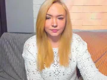 mdaluna on Chaturbate