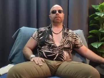 meaty_roll on Chaturbate