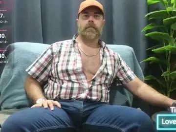 meaty_roll on Chaturbate