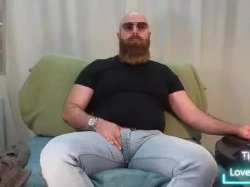 meaty_roll on Chaturbate