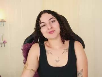 merida_bell18 on Chaturbate